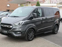 Grau Gebraucht 2020 Ford Tourneo Custom Titanium X Van / Kleinbus | 35.800 € (Fairer Preis)