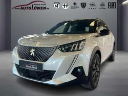 Perlmutt weiss Gebraucht 2022 Peugeot e-2008 GT SUV | 19.480 € (Etwas zu teuer)