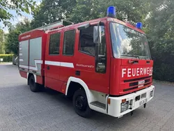 Rot Gebraucht 1995 Iveco Massif | 13.850 €