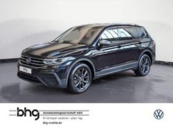 Schwarz Gebraucht 2024 VW Tiguan Allspace Life SUV | 35.950 € (Fairer Preis)