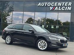 Schwarzmagic perleffekt Gebraucht 2021 Skoda Octavia Kombi | 22.490 € (Etwas zu teuer)
