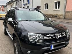 Schwarz Gebraucht 2014 Dacia Duster SUV | 8.800 € (Teuer)