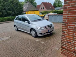 Silber Gebraucht 2009 Mercedes 170 Kombi | 5.800 €