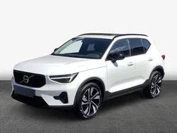 Weiss Gebraucht 2024 Volvo XC40 Business Edition SUV | 44.249 € (Teuer)