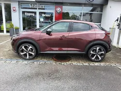 Burgundy Gebraucht 2022 Nissan Juke Tekna SUV | 21.990 € (Fairer Preis)