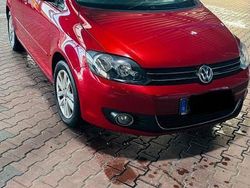 Rot Gebraucht 2011 VW Golf Plus Style Van / Kleinbus | 5.490 € (Fairer Preis)
