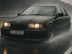 Schwarz Gebraucht 1996 BMW 323 M Sport Limousine | 9.998 €