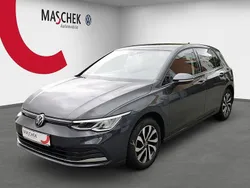 Uranograu Gebraucht 2022 VW Golf VIII Active Limousine | 20.840 € (Guter Preis)
