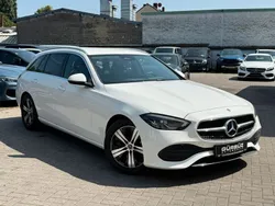 Weiß Gebraucht 2022 Mercedes C220 Avantgarde Limousine | 25.990 € (Guter Preis)