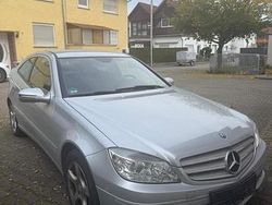 Silber Gebraucht 2009 Mercedes CLC200 Kleinwagen | 3.700 € (Fairer Preis)