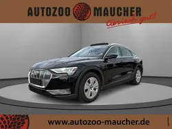 Brillantschwarz Gebraucht 2020 Audi e-tron Sportback Comfort SUV | 29.990 € (Fairer Preis)