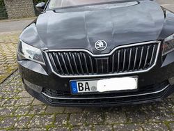 Schwarz Gebraucht 2019 Skoda Superb Premium Edition Kombi | 17.990 € (Etwas zu teuer)