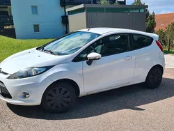 Weiß Gebraucht 2012 Ford Fiesta Champions Edition Kleinwagen | 2.600 €