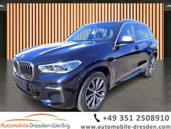 Schwarz carbonschwarz metallic (metallic) Gebraucht 2022 BMW X5 Shadowline SUV | 63.980 € (Superpreis)