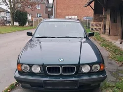 Grün Gebraucht 1996 BMW 520 Kombi | 4.600 €