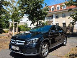 Schwarz Gebraucht 2013 Mercedes GLA200 AMG line SUV | 16.000 € (Fairer Preis)
