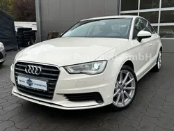 Weiß Gebraucht 2014 Audi A3 Ambiente Limousine | 12.470 € (Etwas zu teuer)