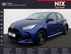 Nachtblau mica metallic Gebraucht 2022 Toyota Yaris Hybrid Basis Limousine | 16.570 € (Fairer Preis)
