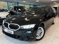 Schwarz Gebraucht 2023 BMW 320 Sport Line Limousine | 29.880 € (Guter Preis)