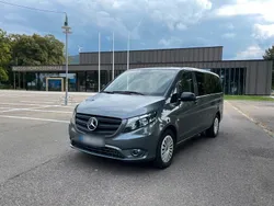 Grau Gebraucht 2021 Mercedes Vito Edition Van / Kleinbus | 35.000 € (Superpreis)