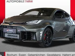 Palladium silber metallic Neu 2024 Toyota Yaris Kleinwagen | 49.889 € (Fairer Preis)