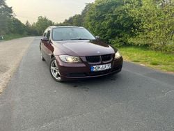 Rot Gebraucht 2007 BMW 318 Limousine | 3.800 € (Guter Preis)