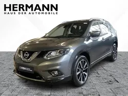 Grau Gebraucht 2017 Nissan X-Trail Tekna SUV | 15.789 € (Fairer Preis)