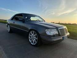 Grau Gebraucht 1994 Mercedes E320 Coupé | 10.000 €