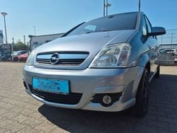 Silber Gebraucht 2006 Opel Meriva Edition Van / Kleinbus | 2.999 € (Fairer Preis)