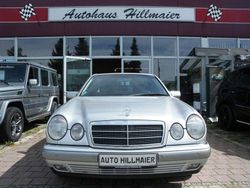 Silber Gebraucht 1998 Mercedes E240 Elegance Limousine | 3.999 € (Etwas zu teuer)