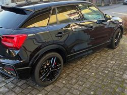 Schwarz Gebraucht 2023 Audi SQ2 Sport SUV | 39.700 € (Etwas zu teuer)