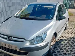 Silber Gebraucht 2003 Peugeot 307 Kleinwagen | 1.000 € (Guter Preis)