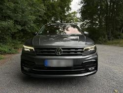 Grau Gebraucht 2019 VW Tiguan SUV | 27.900 € (Teuer)