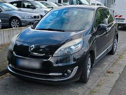 Schwarz Gebraucht 2012 Renault Scénic III Van / Kleinbus | 3.500 € (Fairer Preis)