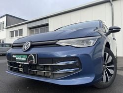 Blau Gebraucht 2024 VW Golf VIII Goal Kombi | 25.860 € (Superpreis)