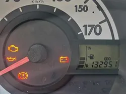 Weiß Gebraucht 2009 Peugeot 107 Kleinwagen | 2.200 € (Fairer Preis)