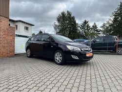 Blau Gebraucht 2011 Opel Astra Design Edition Kombi | 4.300 € (Fairer Preis)