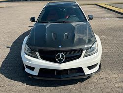 Weiß Gebraucht 2012 Mercedes C63 AMG Coupé | 29.999 €