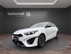Deluxeweiß metallic Neu 2025 Kia Ceed GT-Line Kleinwagen | 31.333 € (Etwas zu teuer)