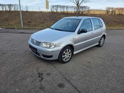 Grau Gebraucht 2000 VW Polo Kleinwagen | 1.499 € (Guter Preis)