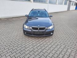 Grau Gebraucht 2006 BMW 320 Limousine | 3.500 € (Guter Preis)
