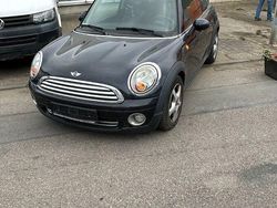 Schwarz Gebraucht 2007 Mini Cooper Kleinwagen | 2.490 €