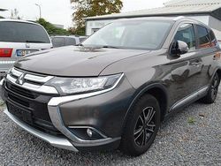Braun Gebraucht 2018 Mitsubishi Outlander Edition SUV | 9.498 € (Teuer)