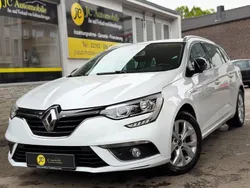 Weiß Gebraucht 2020 Renault Mégane GrandTour LIMITED Kombi | 12.000 € (Guter Preis)