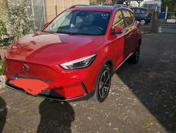 Rot Gebraucht 2022 MG ZS Luxury Limousine | 17.500 € (Guter Preis)