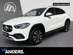 Polarweiss Gebraucht 2022 Mercedes GLA250 SUV | 34.724 € (Guter Preis)