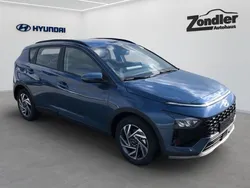 Vibrant blue / mic Neu 2024 Hyundai Bayon Trend SUV | 21.890 € (Superpreis)