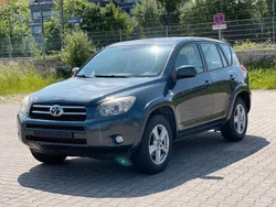 Grau Gebraucht 2006 Toyota RAV4 Executive SUV | 4.399 € (Fairer Preis)