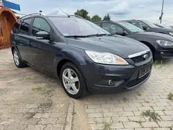 Grau Gebraucht 2009 Ford Focus Ghia Kombi | 2.950 € (Fairer Preis)