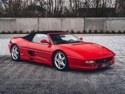 Rot Gebraucht 1995 Ferrari F355 Cabrio | 145.000 €